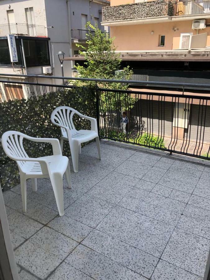 Hotel Villa Elisa Rimini Exterior photo